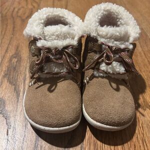 Merrell Brown Kids Boots with White Fleece